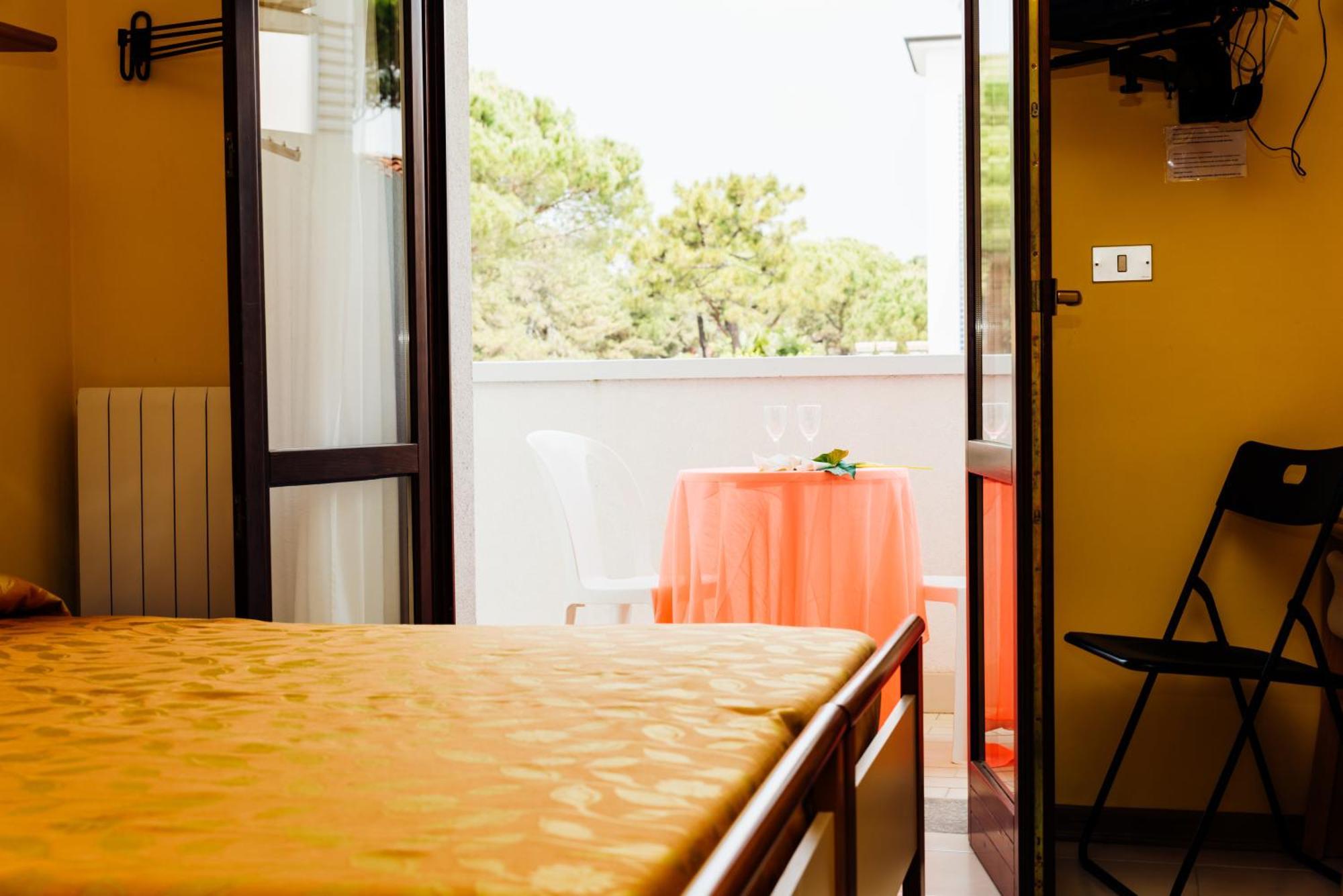 Hotel Rosa Dei Venti 리그나노 사비아도로 객실 사진